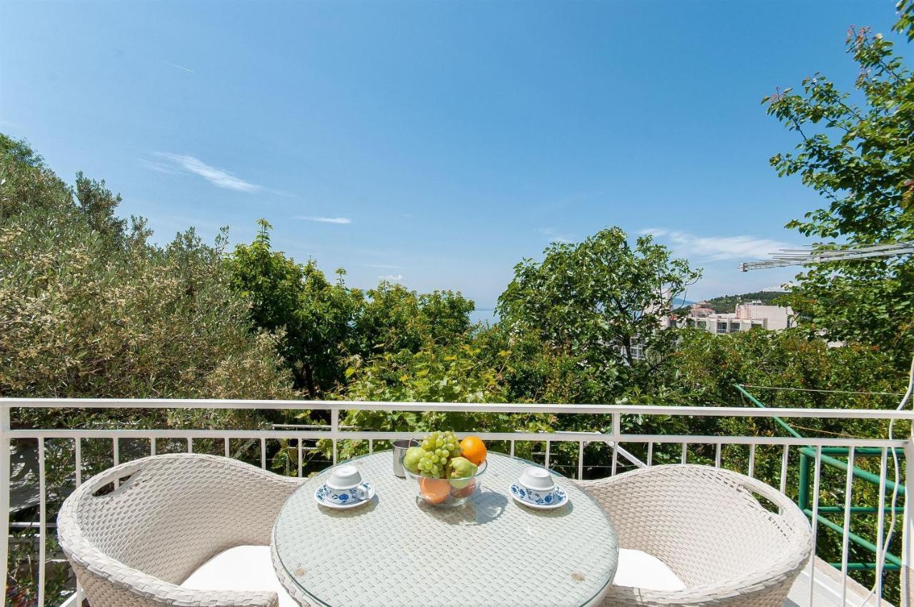 Apartments Zorica Tučepi エクステリア 写真