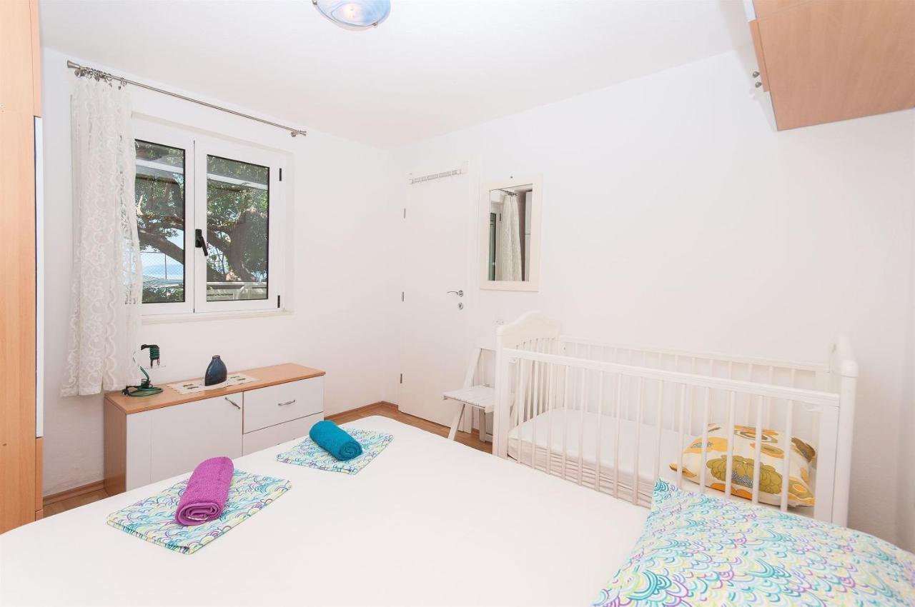 Apartments Zorica Tučepi エクステリア 写真