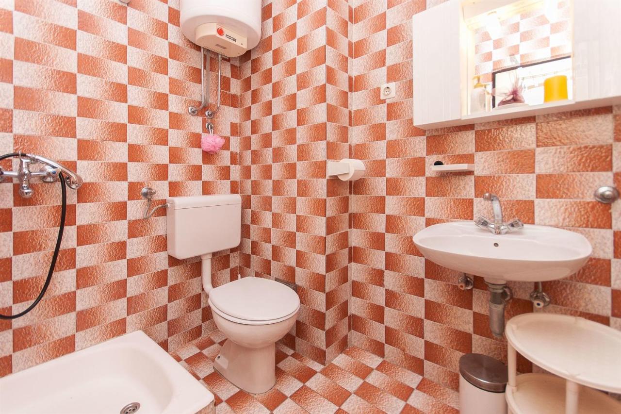 Apartments Zorica Tučepi エクステリア 写真