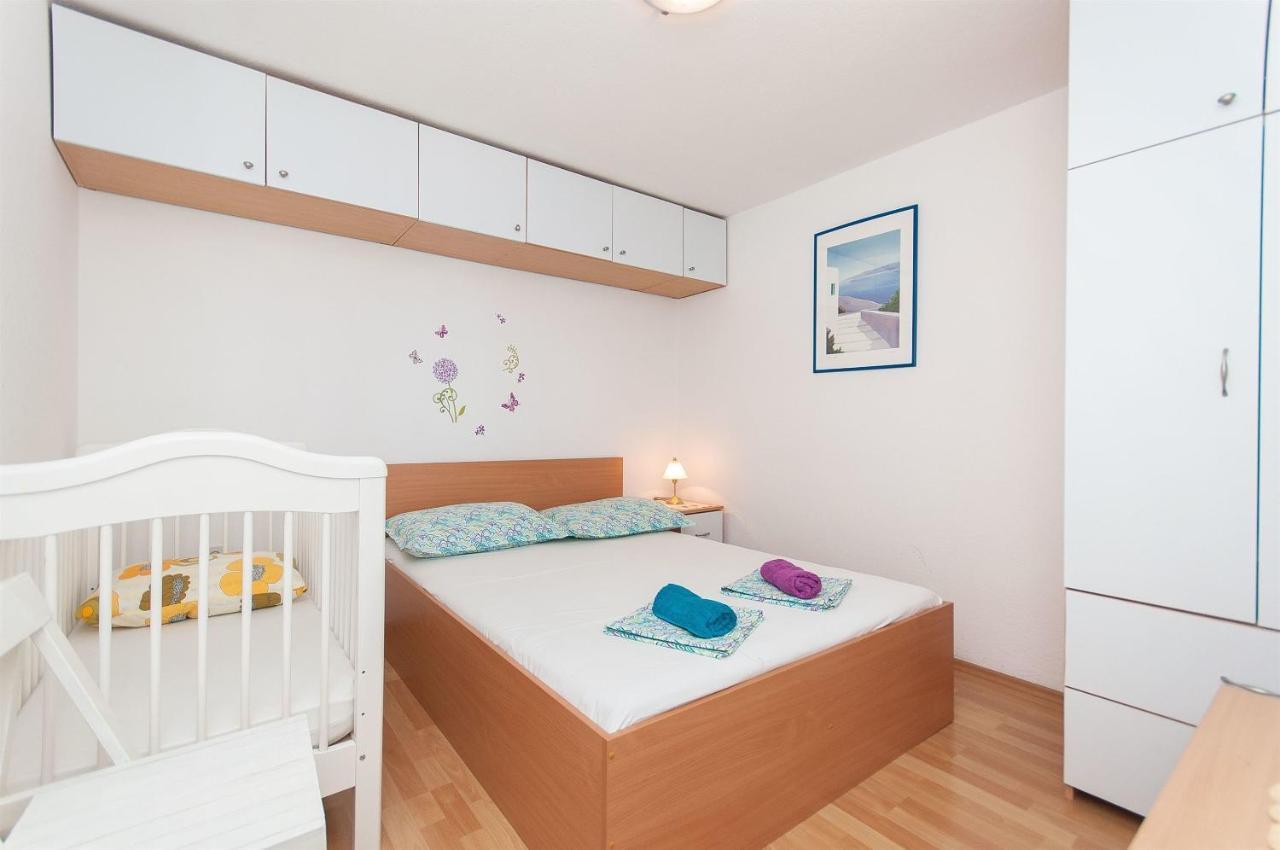 Apartments Zorica Tučepi エクステリア 写真
