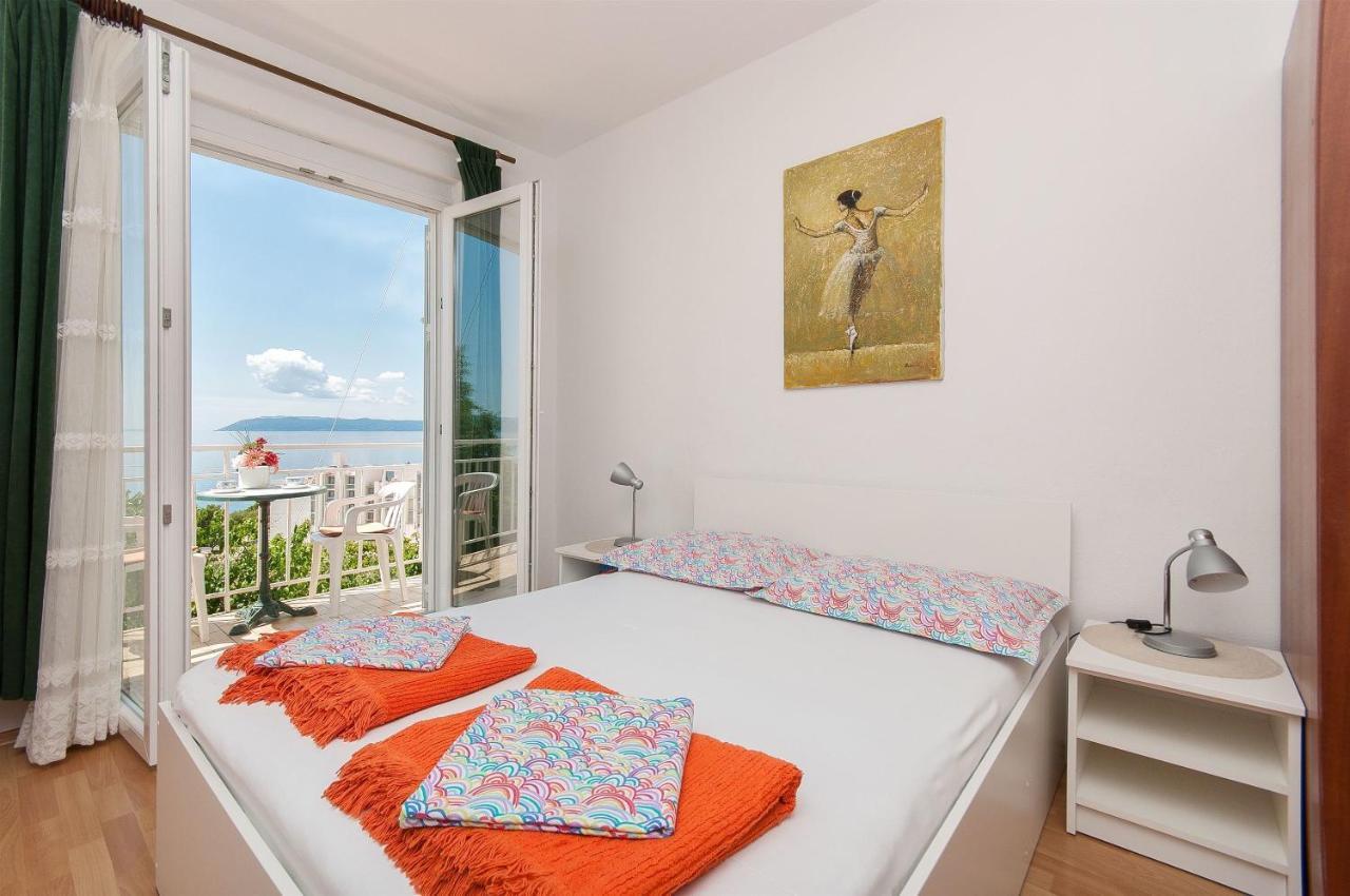 Apartments Zorica Tučepi エクステリア 写真