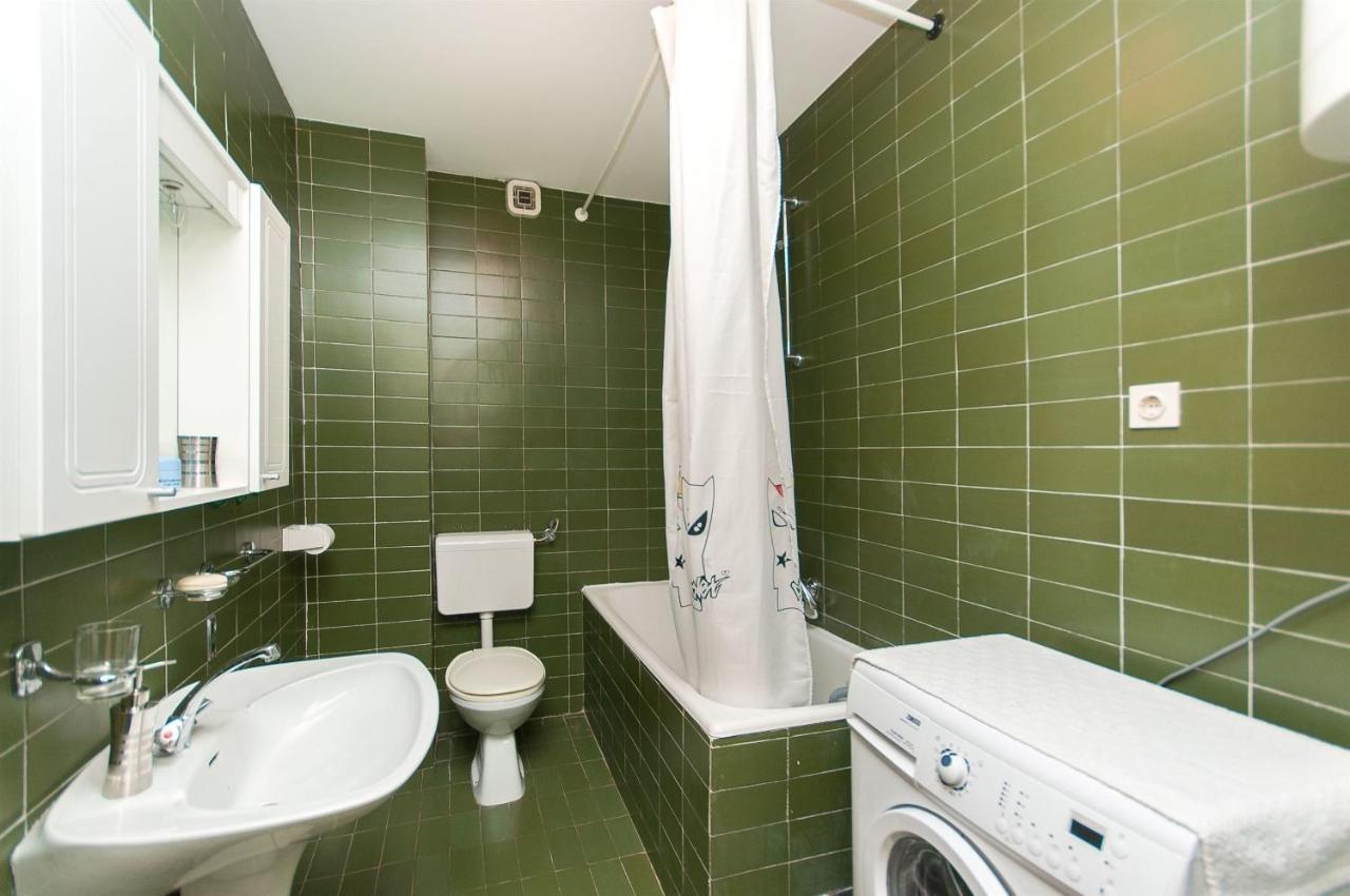 Apartments Zorica Tučepi エクステリア 写真
